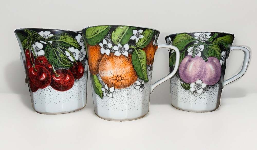 Chodziez Paneled Mugs White Flowers Red Fruit Floral Made in Poland Set Of 3